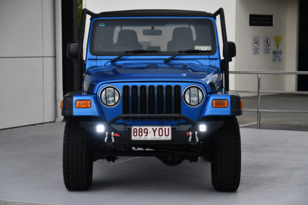 2003 Chrysler Wrangler TJ Sport Convertible Image 2
