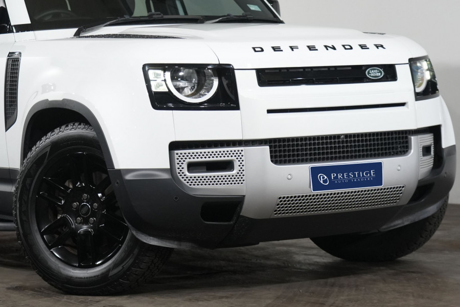 2024 Land Rover Defender L663 110 P300 S SUV Image 2