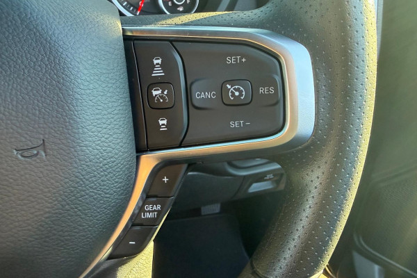 2026 Ram 1500 DT Express Black Edition Hurricane SO Ute Image 11