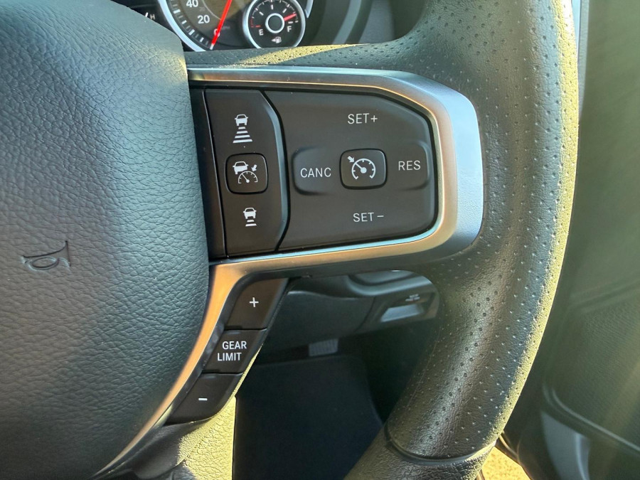2026 Ram 1500 DT Express Black Edition Hurricane SO Ute Image 11