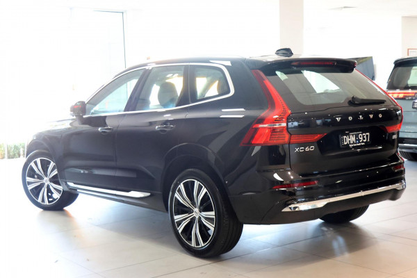 2024 MY25 Volvo XC60  Ultra B5 Bright SUV Image 3