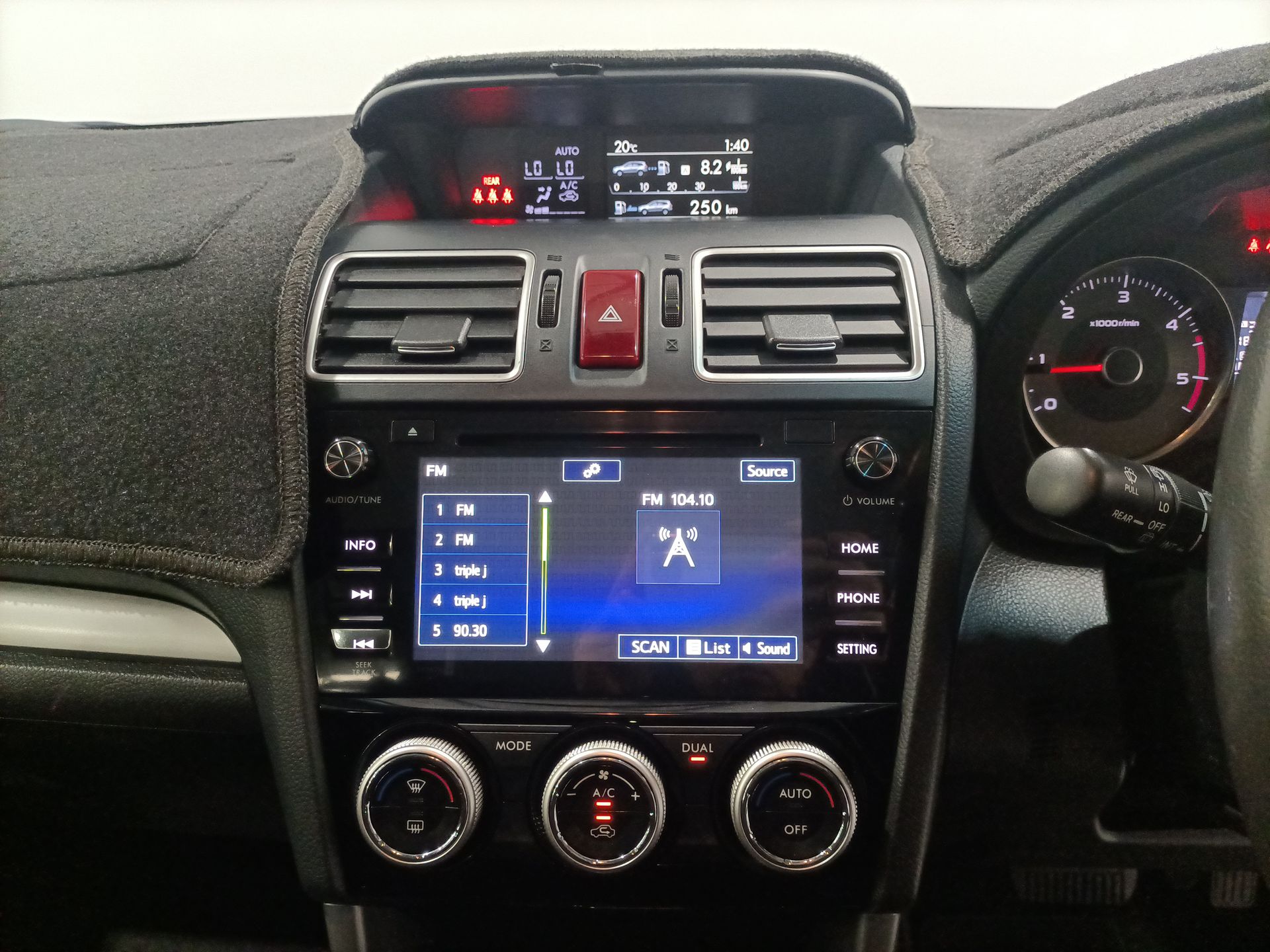 2015 Subaru Forester S4 2.0D-L Wagon Image 17
