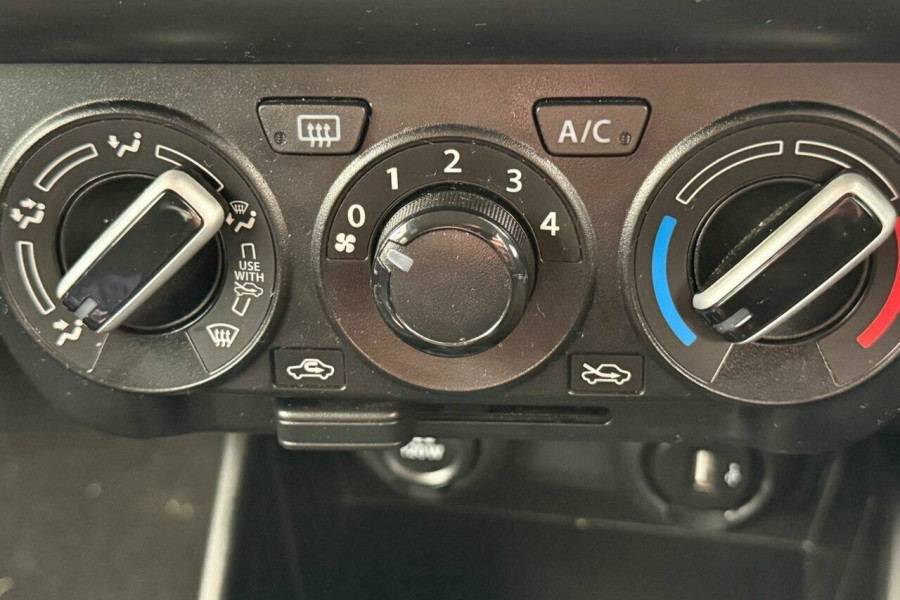 2022 Suzuki Swift AZ Series II GL S Hatch Image 17