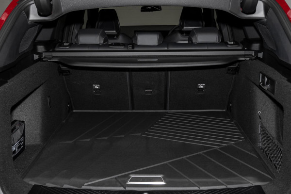 2025 BMW X3 G45 40d xDrive SUV image 19