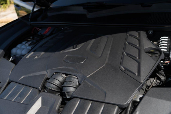 2024 Porsche Cayenne GTS SUV Image 14