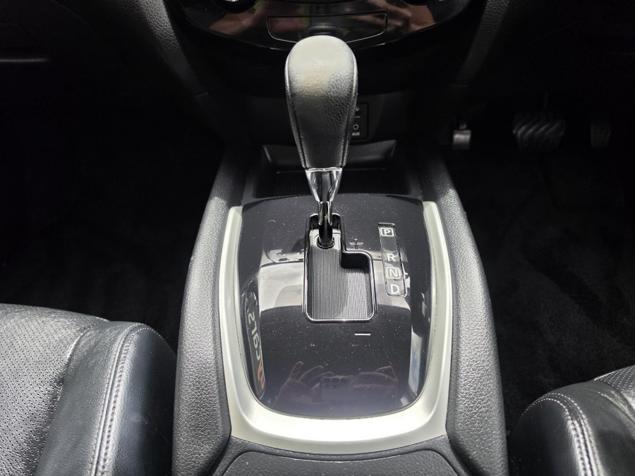 2015 Nissan X-Trail T32 ST-L SUV Image 19