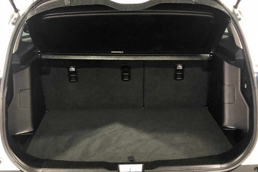2023 Suzuki S-Cross JYB Hatch Image 8