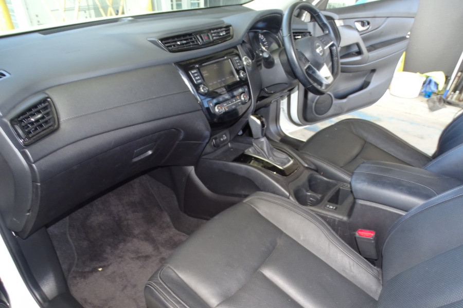 2021 MY22 Nissan X-Trail T32 ST-L SUV Image 18
