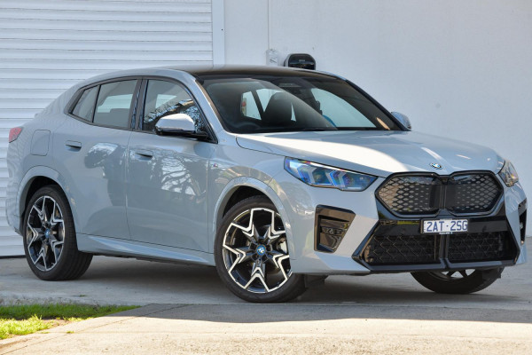 BMW iX2 eDrive20 M Sport U10
