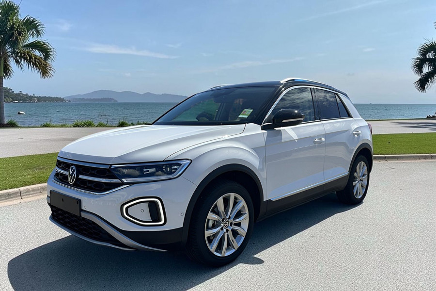 2025 Volkswagen T-Roc D11 110TSI Style SUV Image 4