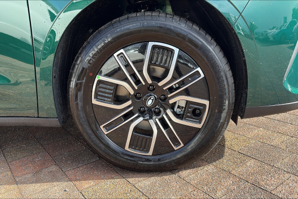 2026 GWM Ora EC15S Lux Wagon Image 9