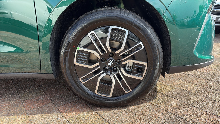 2026 GWM Ora EC15S Lux Wagon Image 9