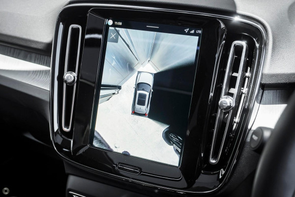 2025 MY26 Volvo XC40 XZ Ultra B4 Bright SUV Image 8