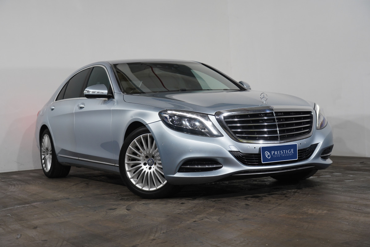 2013 Mercedes-Benz S400 Sedan