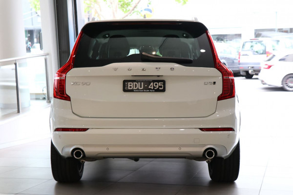 2019 Volvo XC90 L Series D5 Momentum Suv Image 4