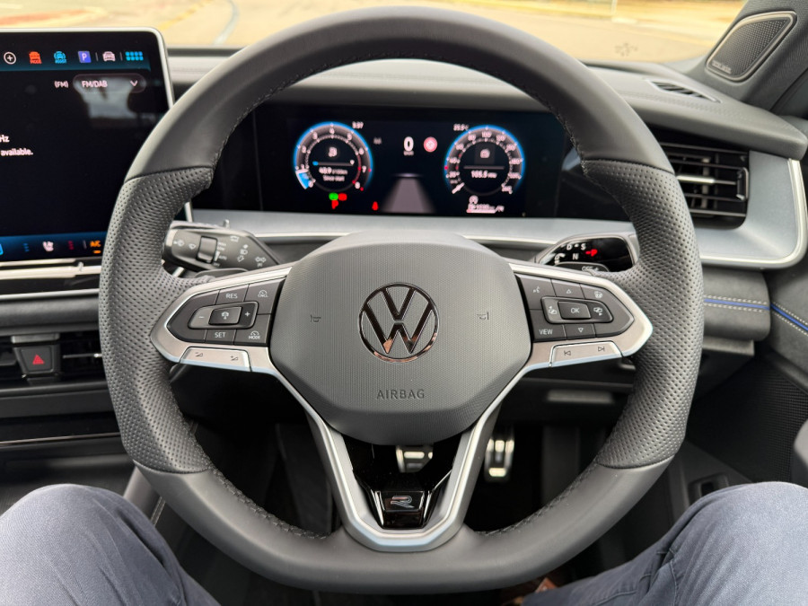 2025 MY26 Volkswagen Tayron R4 195TSI R-Line SUV Image 22