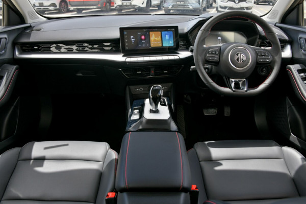 2024 MG MG5 AP32 Essence Sedan