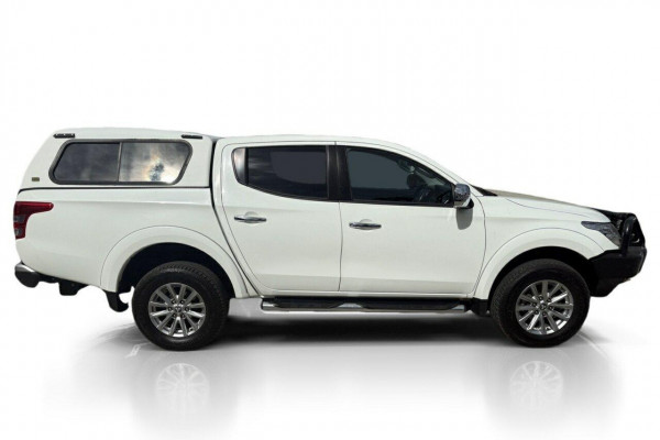 2015 MY16 Mitsubishi Triton MQ GLS Ute Image 2