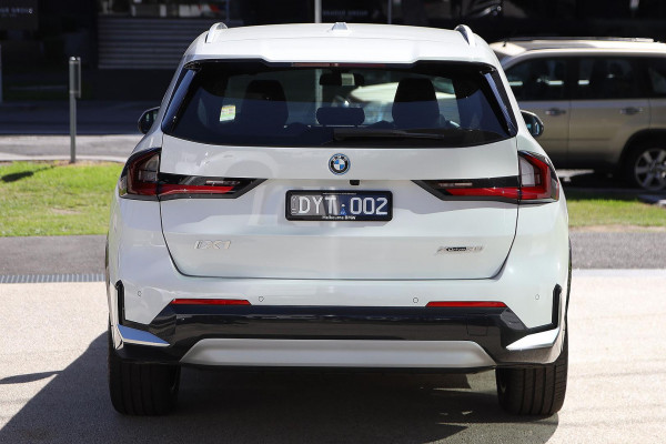 2025 BMW iX1 U11 xDrive30 M Sport SUV image 6