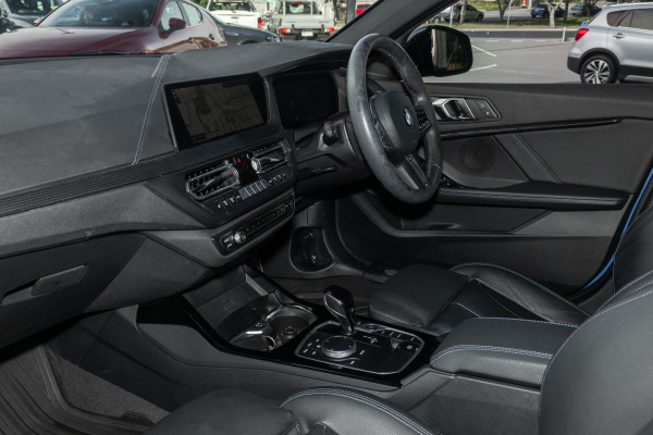 2023 BMW 1 Series F40 118i M Sport Hatch image 8