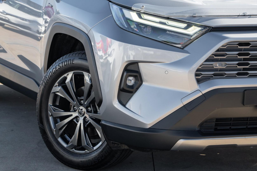 2025 Toyota RAV4 AXAH52R GXL SUV Image 6
