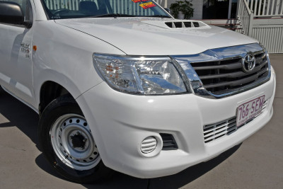 2012 Toyota HiLux KUN16R MY12 SR Cab chassis Image 3