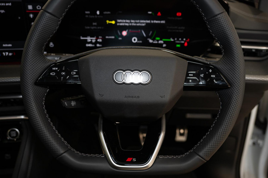 2026 Audi Q5 e-hybrid 270kW SUV