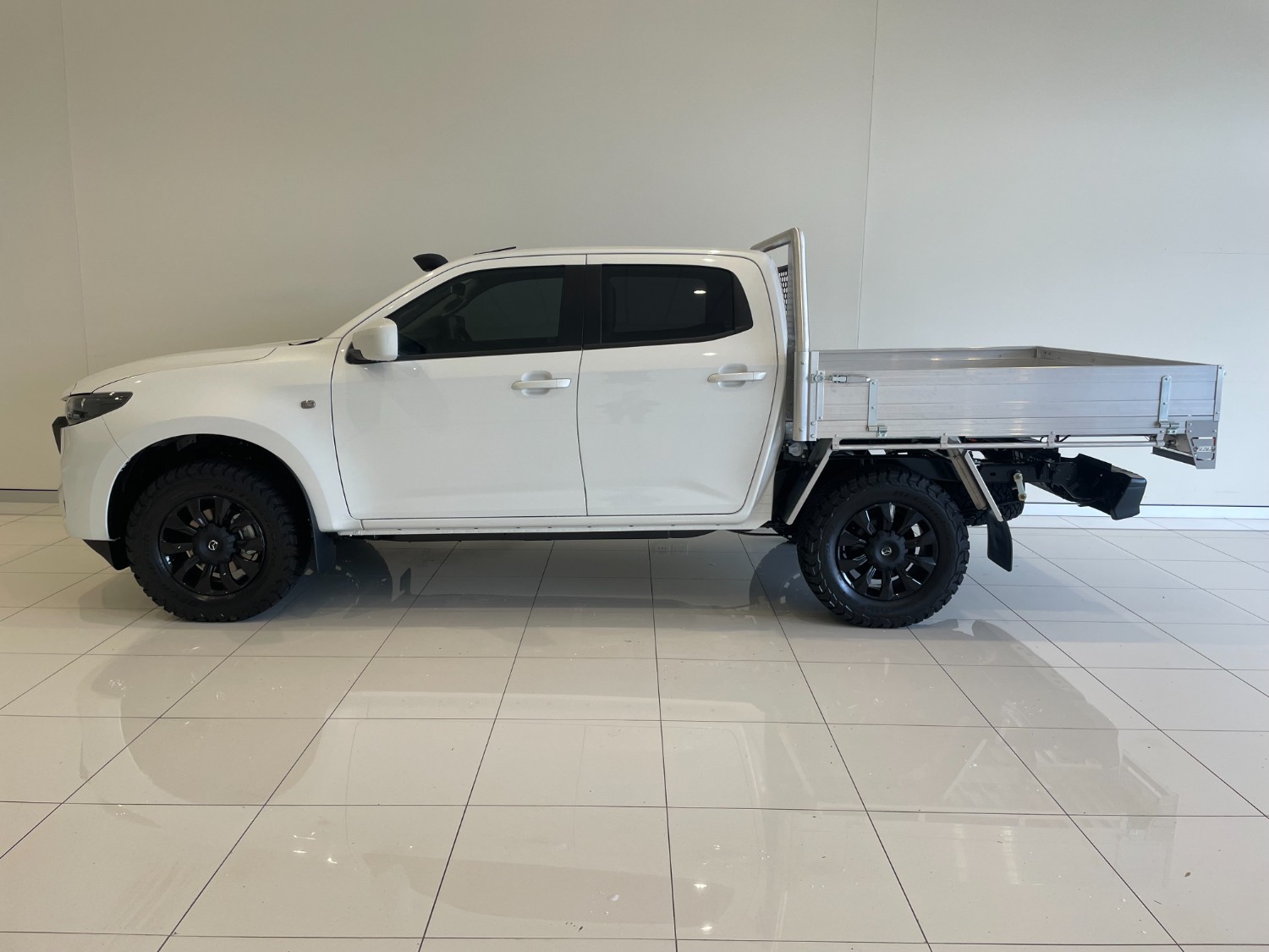2025 Mazda BT-50 TF XT Cab Chassis Image 5
