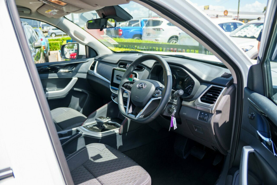 2025 LDV T60 SK8C Max PRO Ute Image 14