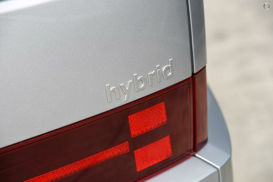 2025 Hyundai Santa Fe MX5.V1 Hybrid SUV Image 12
