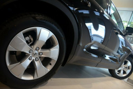 2018 MY19 Volvo XC40 T4 Momentum Suv