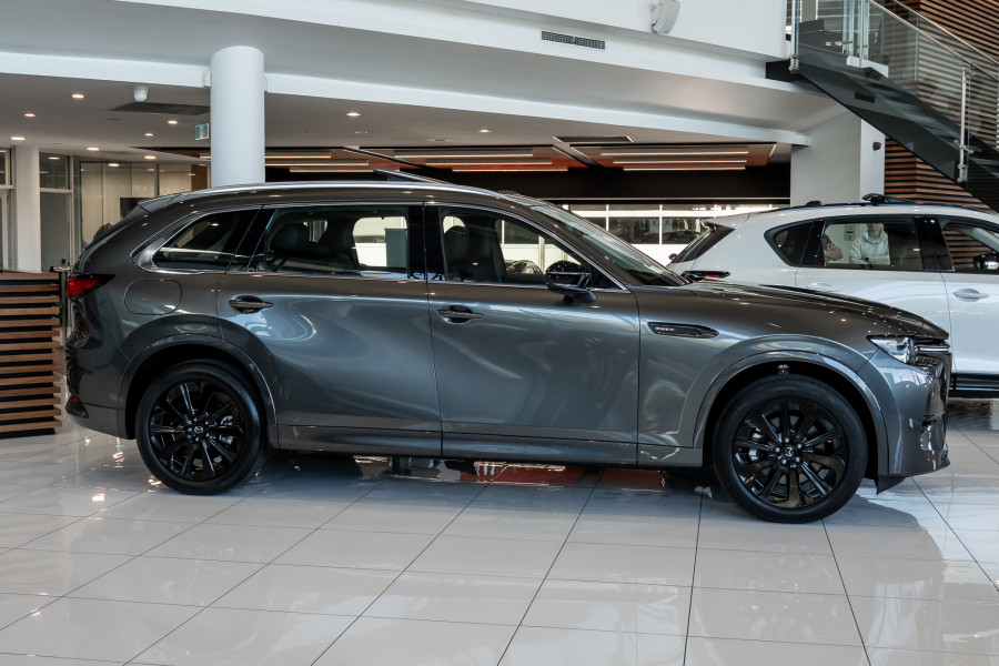 2025 Mazda CX-80 KL P50e GT SUV Image 3