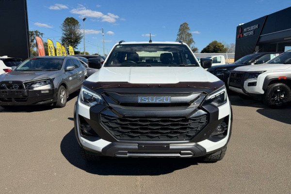 2024 Isuzu D-MAX RG X-TERRAIN Ute Image 3