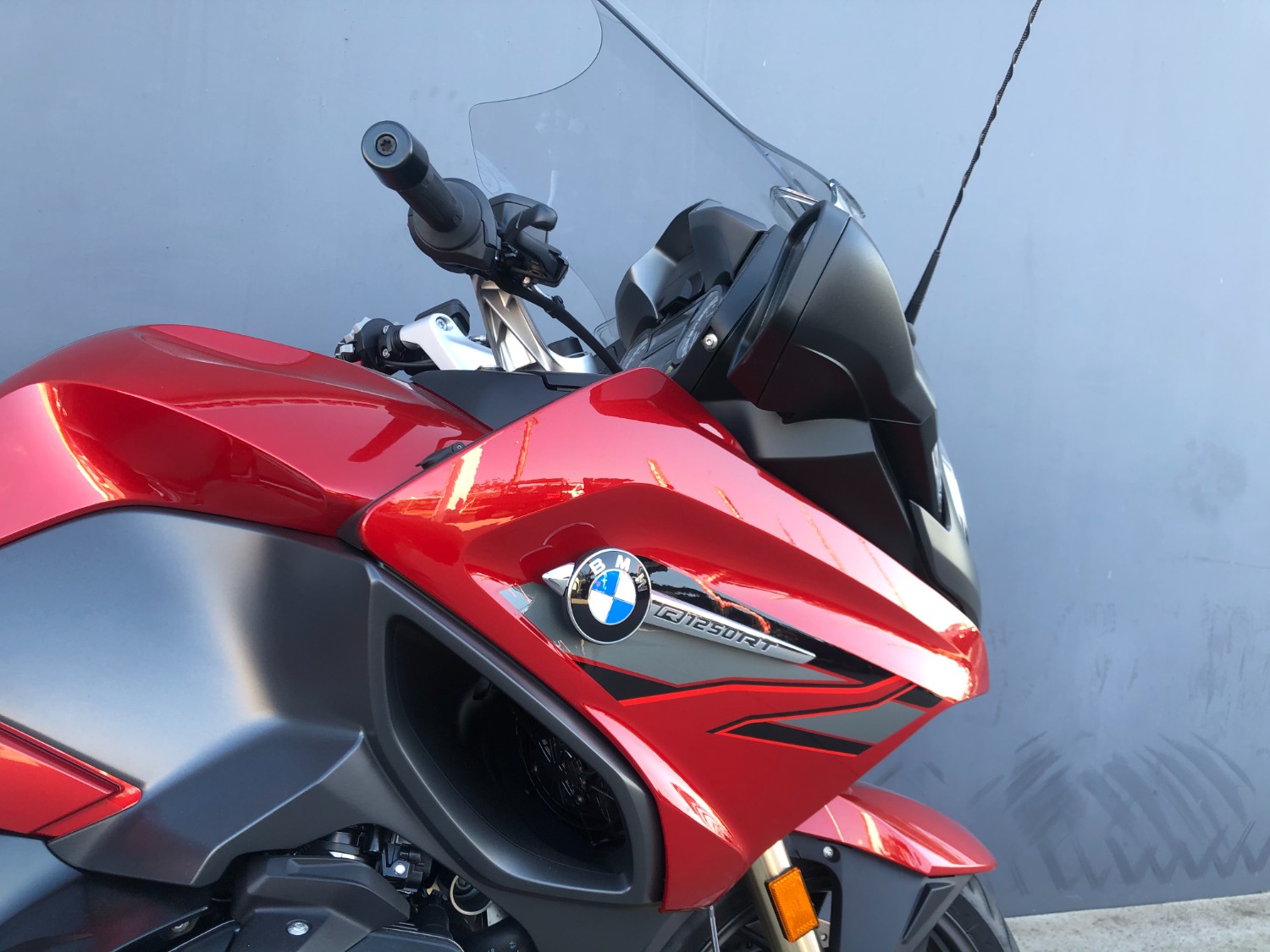 2020 BMW R1250RT SPORT Motorcycle Image 18