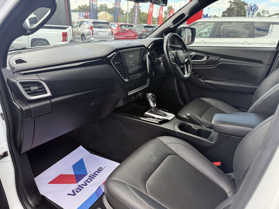 2021 Isuzu D-MAX RG X-TERRAIN Ute Image 13