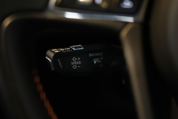 2020 Bentley Bentayga V8 SUV Image 47