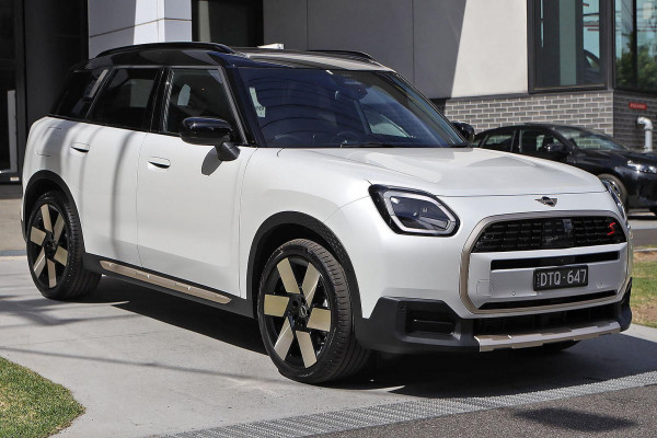 MINI Countryman S Favoured U25