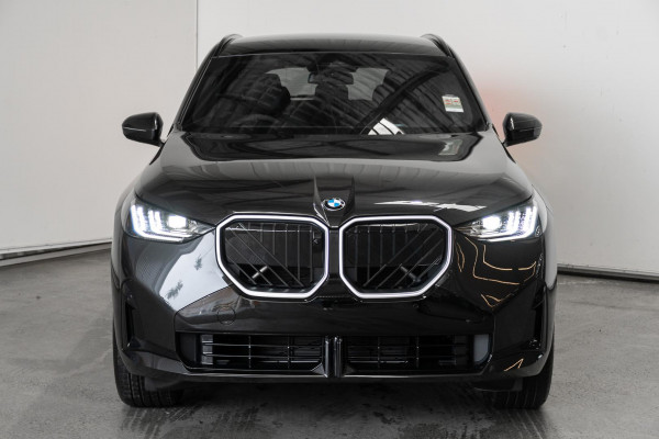 2026 BMW X3 G45 30e xDrive SUV image 4