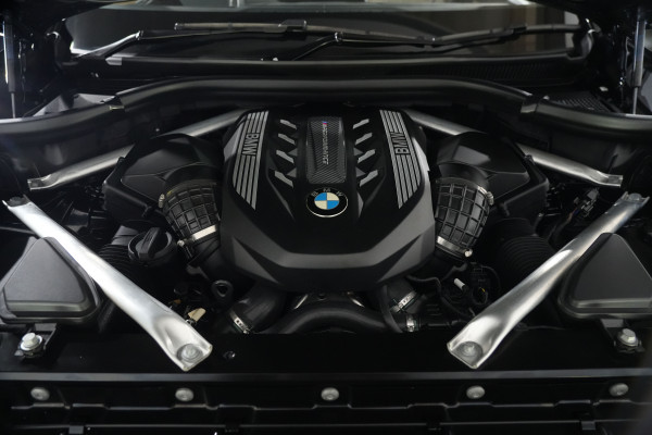 2022 BMW X5 M50i SUV image 40