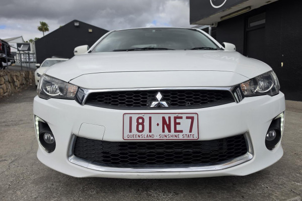 2017 Mitsubishi Lancer CF LS Sedan Image 6