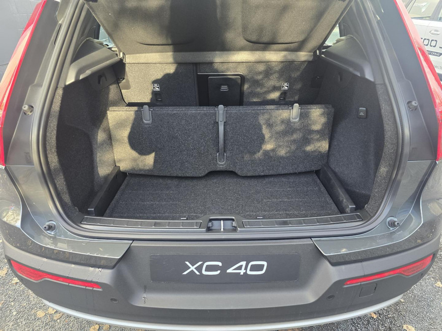 2026 Volvo XC40 XZ Plus B4 SUV Image 9