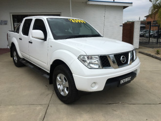 Nissan Navara Silverline SE D40 S9 Turbo
