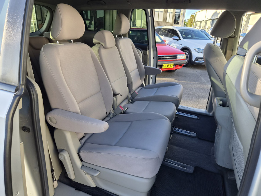 2020 Kia Carnival YP S Van Image 14