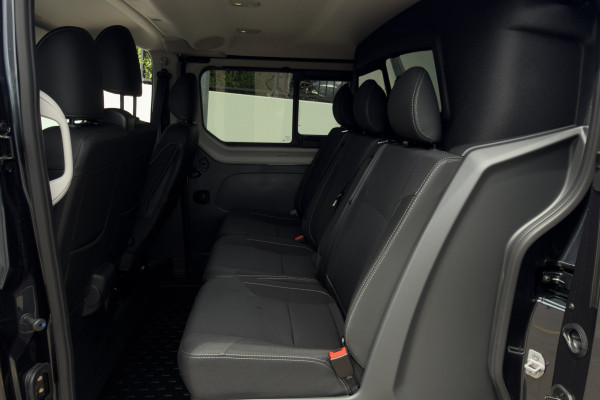 2025 Renault Trafic X82 Crew Lifestyle Van Image 14