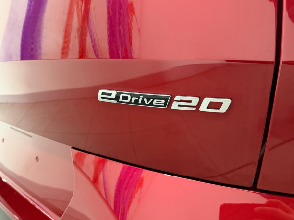 2025 BMW iX2 U10 eDrive20 M Sport SUV image 7