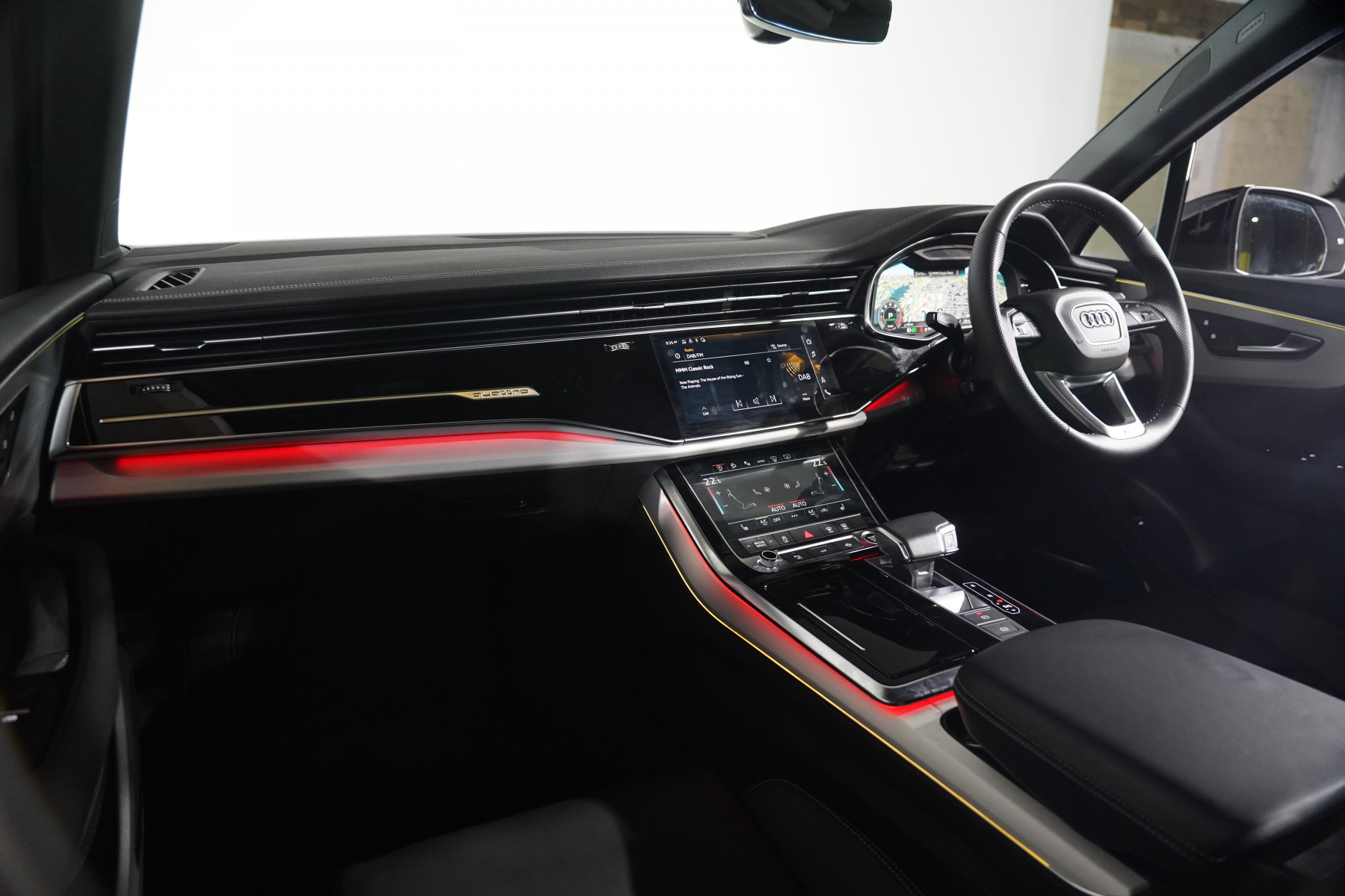 2023 Audi Q7 55 Tfsi S Line Quattro Mhev SUV Image 14