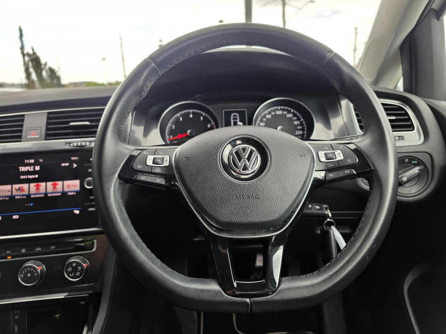 2017 MY18 Volkswagen Golf 7.5 110TSI Hatch Image 19