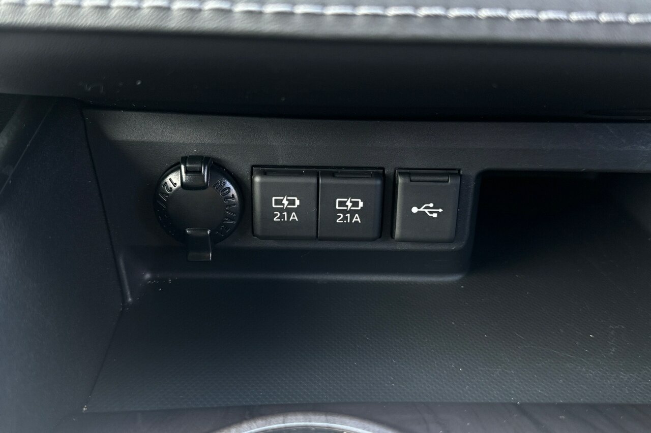2021 Toyota Kluger AXUH78R Grande Wagon Image 15