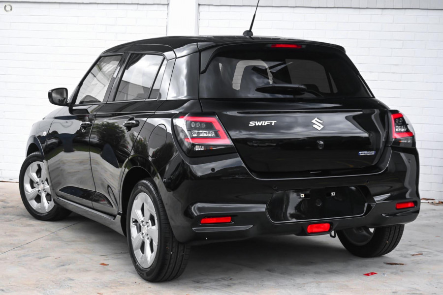 2026 Suzuki Swift UZ Hybrid Plus Hatch Image 4