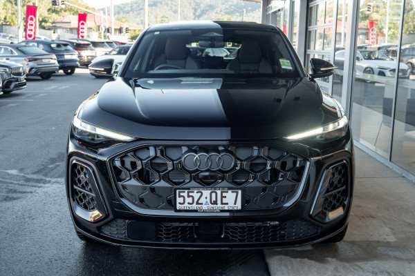 2026 Audi Q5 e-hybrid 270kW SUV image 3